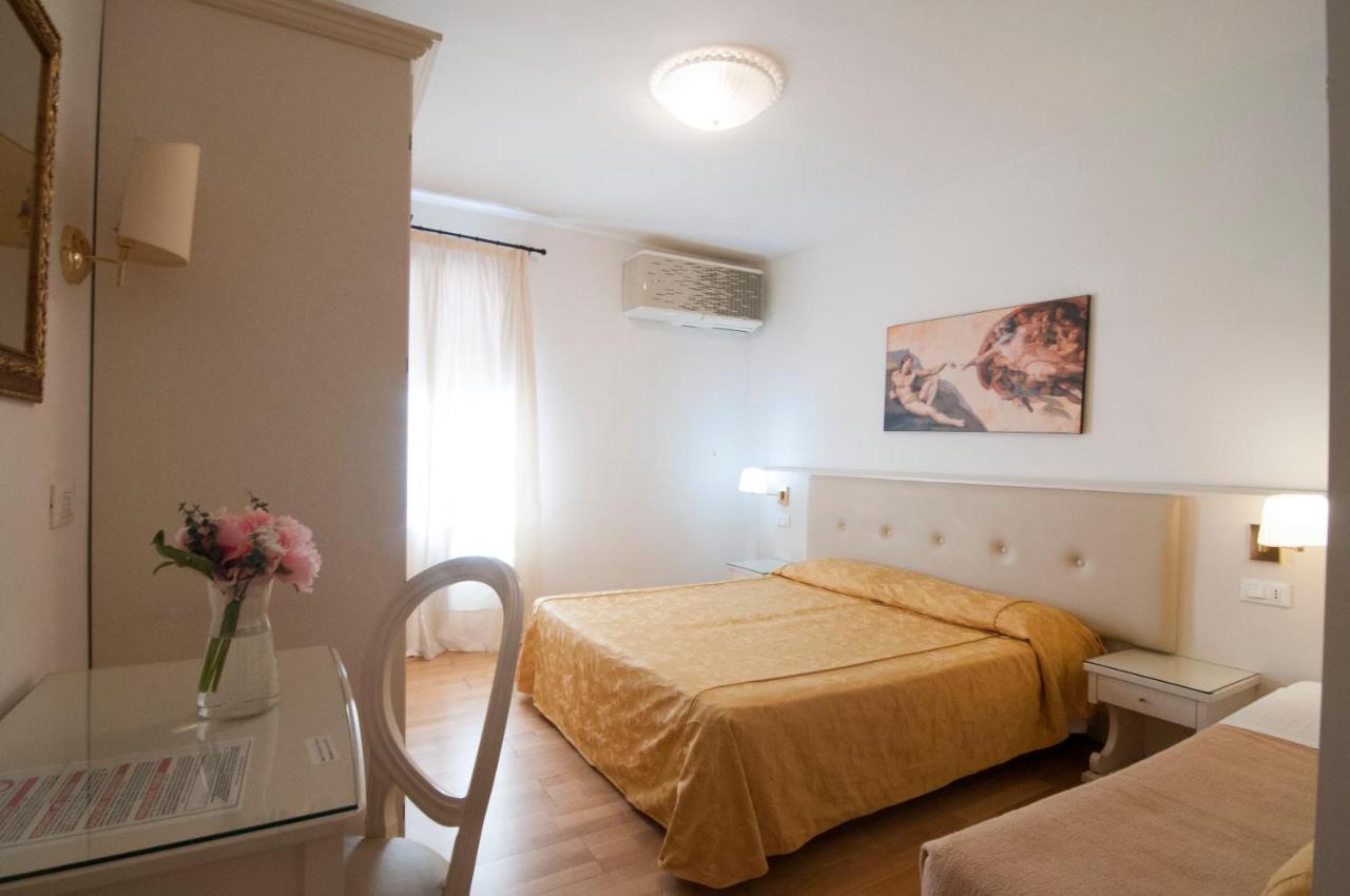 Albergo Ai Tolentini البندقية المظهر الخارجي الصورة