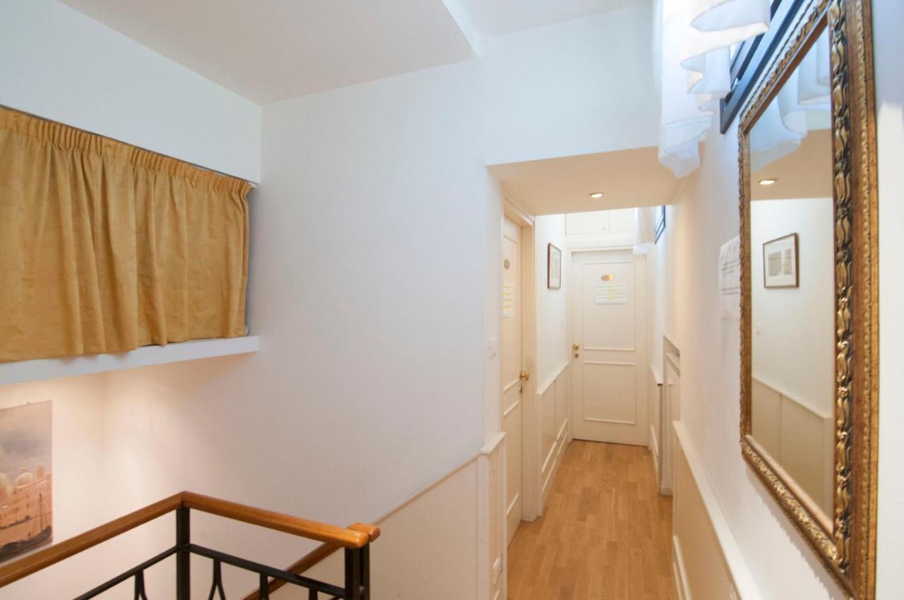 Albergo Ai Tolentini البندقية المظهر الخارجي الصورة