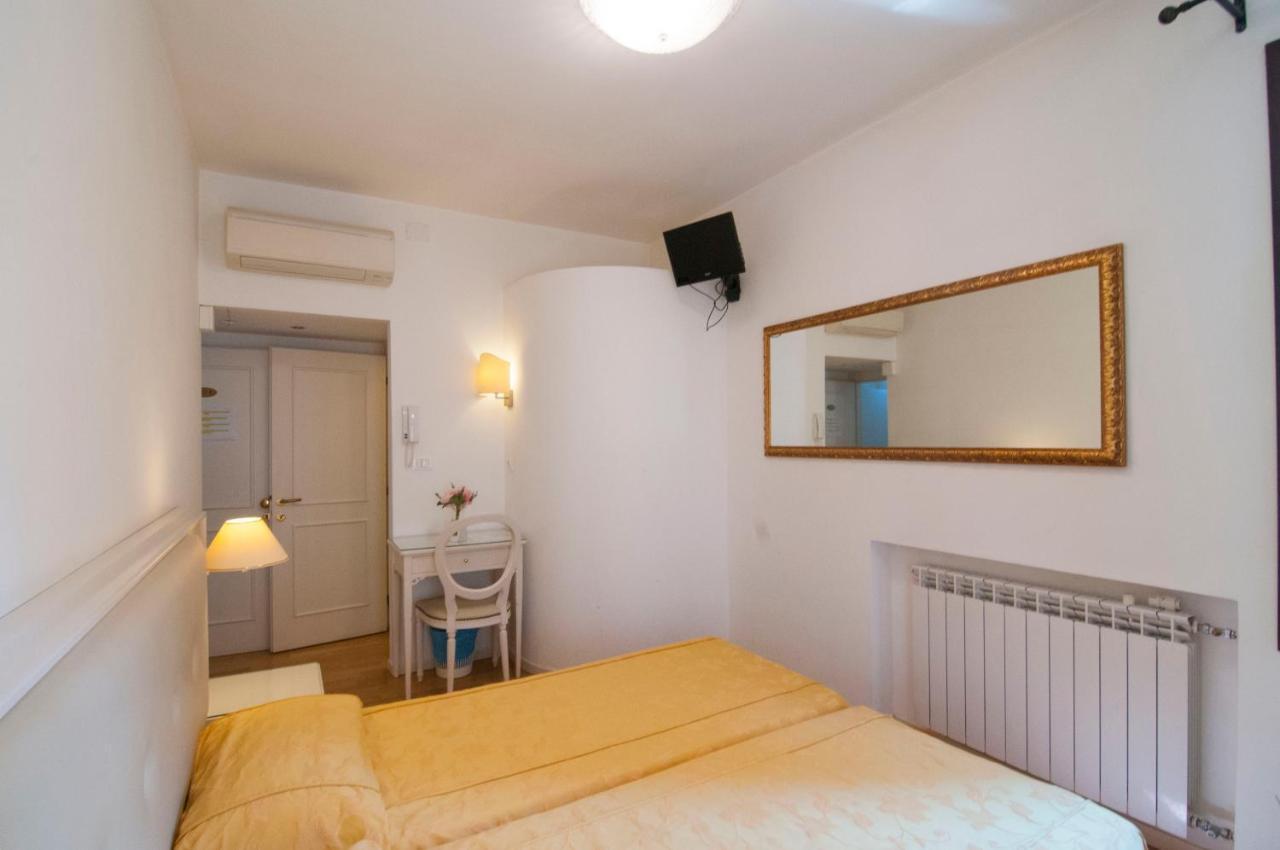 Albergo Ai Tolentini البندقية المظهر الخارجي الصورة