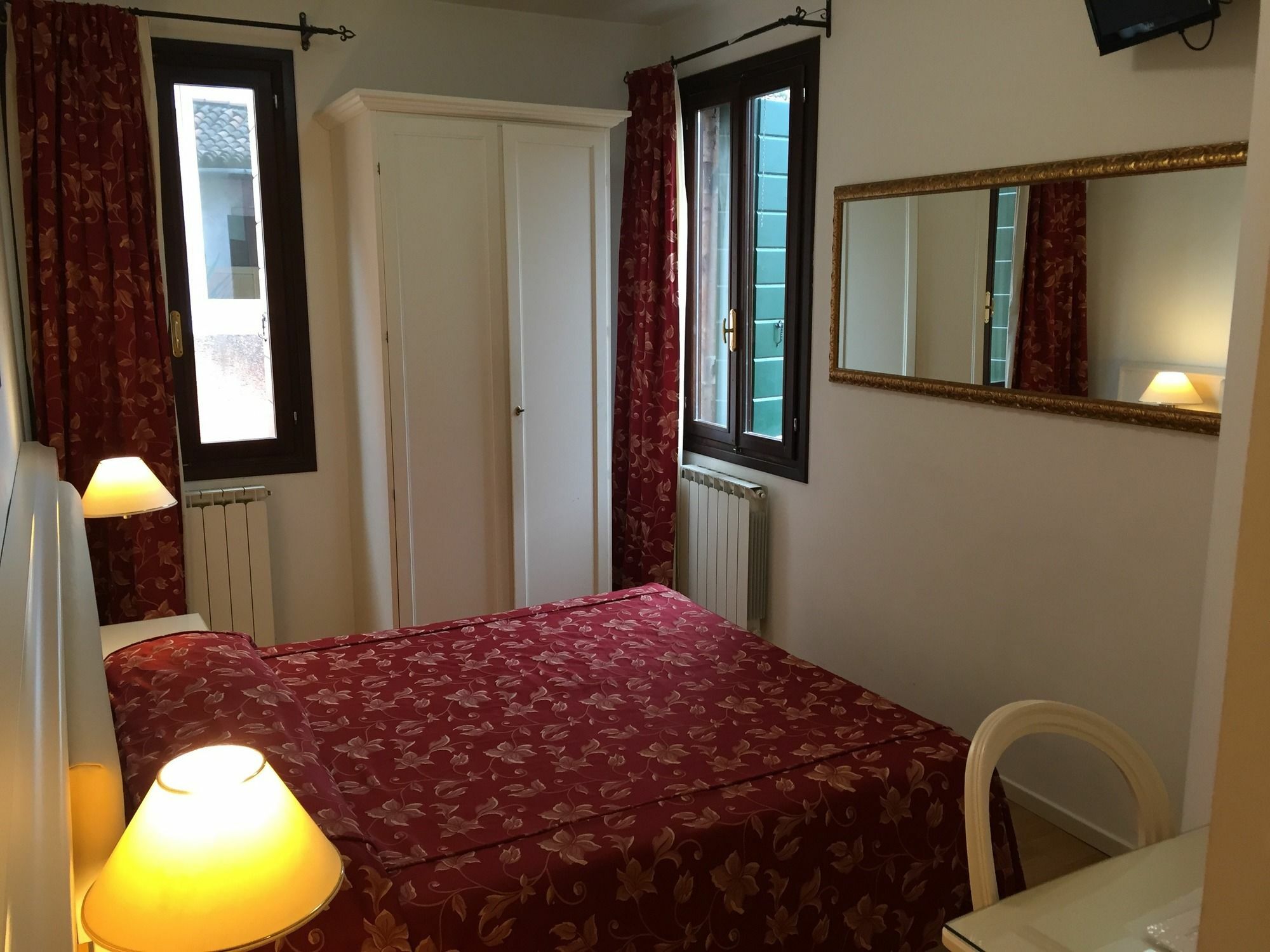 Albergo Ai Tolentini البندقية المظهر الخارجي الصورة